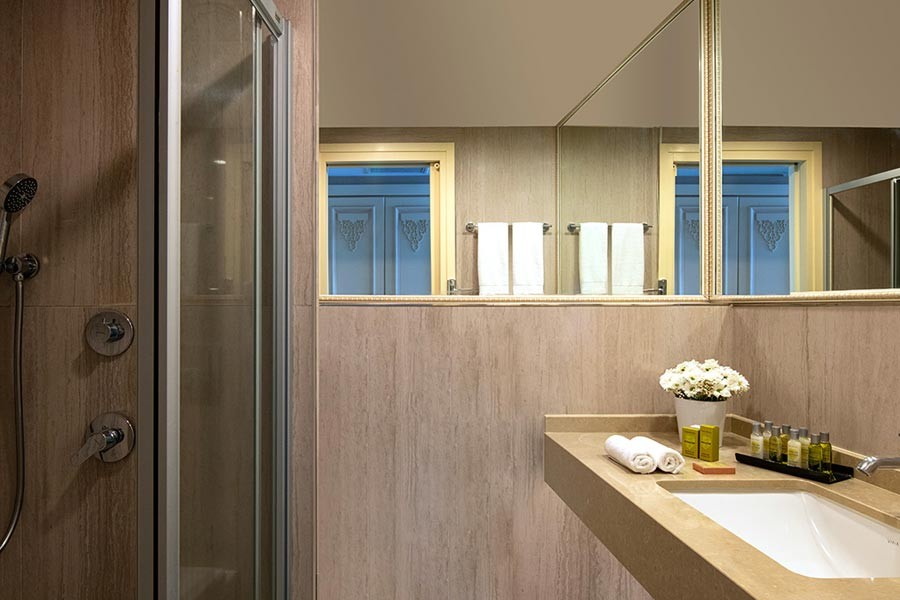 DOLCE HOTELS - RESORTS BY WYNDHAM