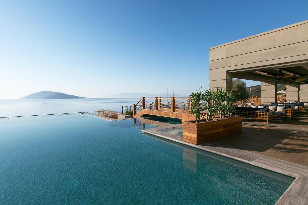 CARESSE A LUXURY COLLECTION RESORT-SPA