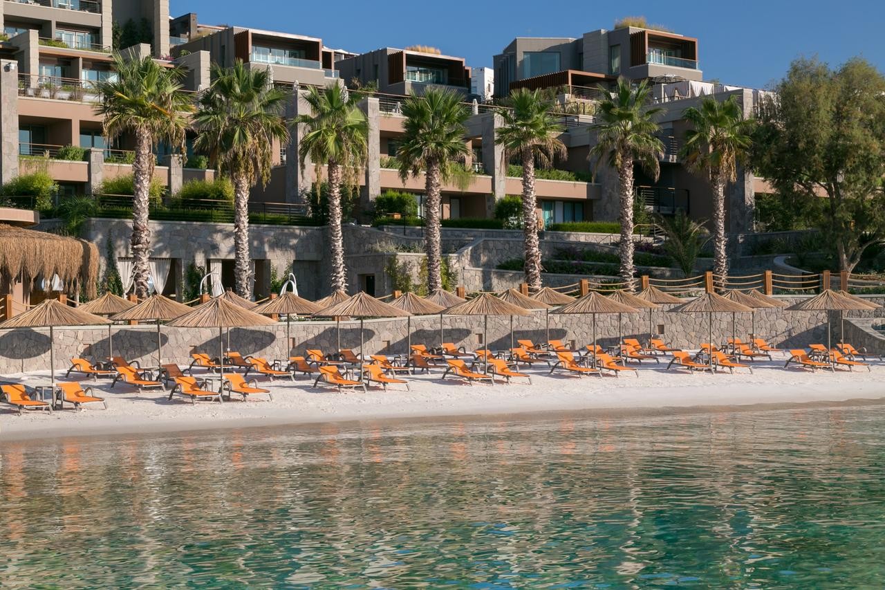 CARESSE A LUXURY COLLECTION RESORT-SPA