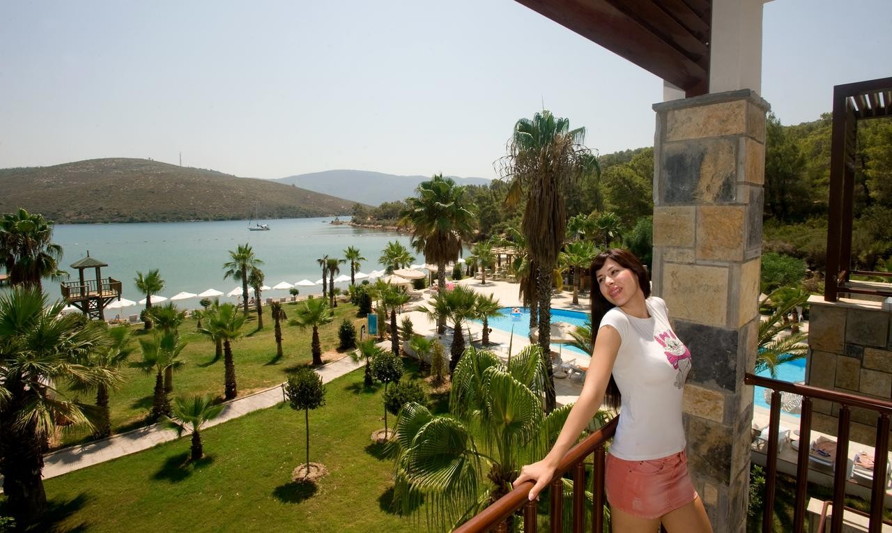 GREEN BAY RESORT-SPA
