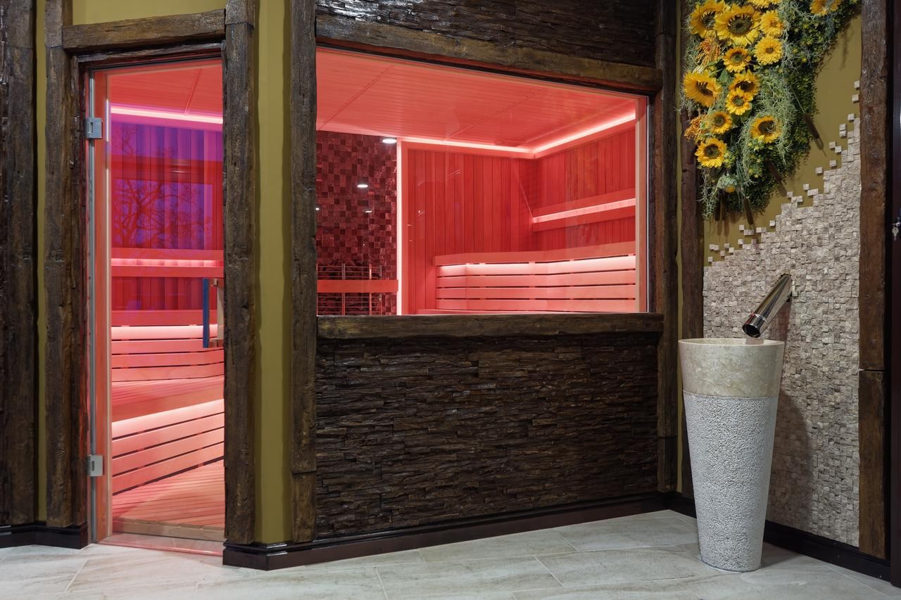 ELENA HOTEL