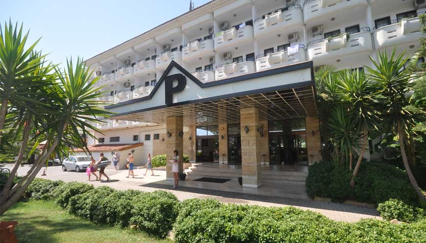 PINETA CLUB HOTEL