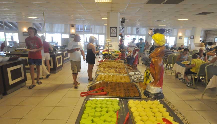 PINETA CLUB HOTEL