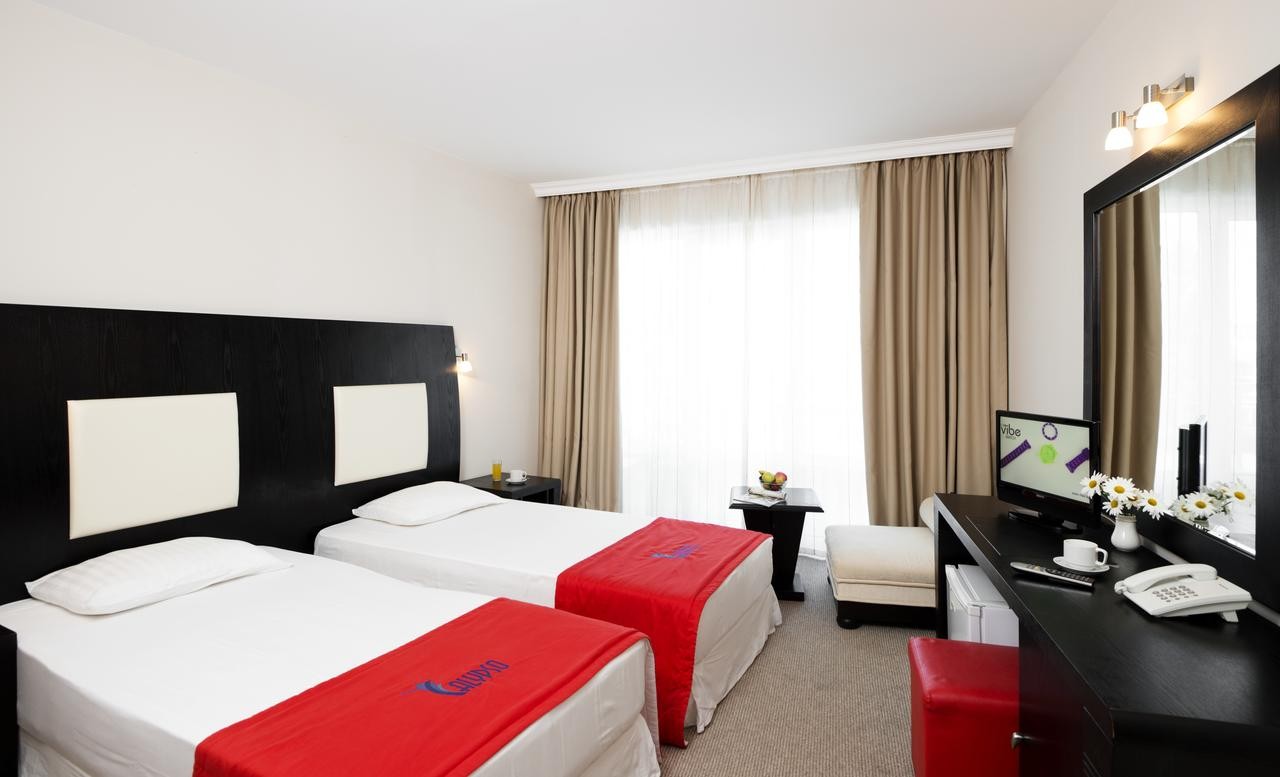 HOTEL CALYPSO