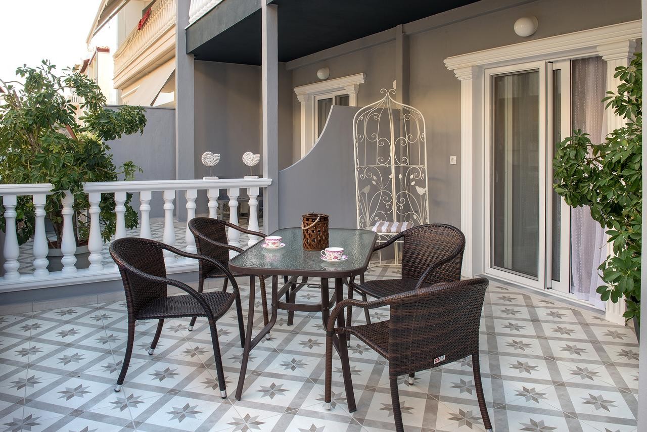 PARTHENON ART HOTEL