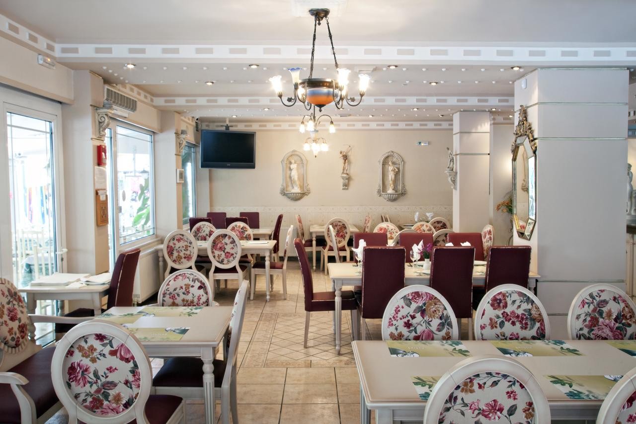 PARTHENON ART HOTEL