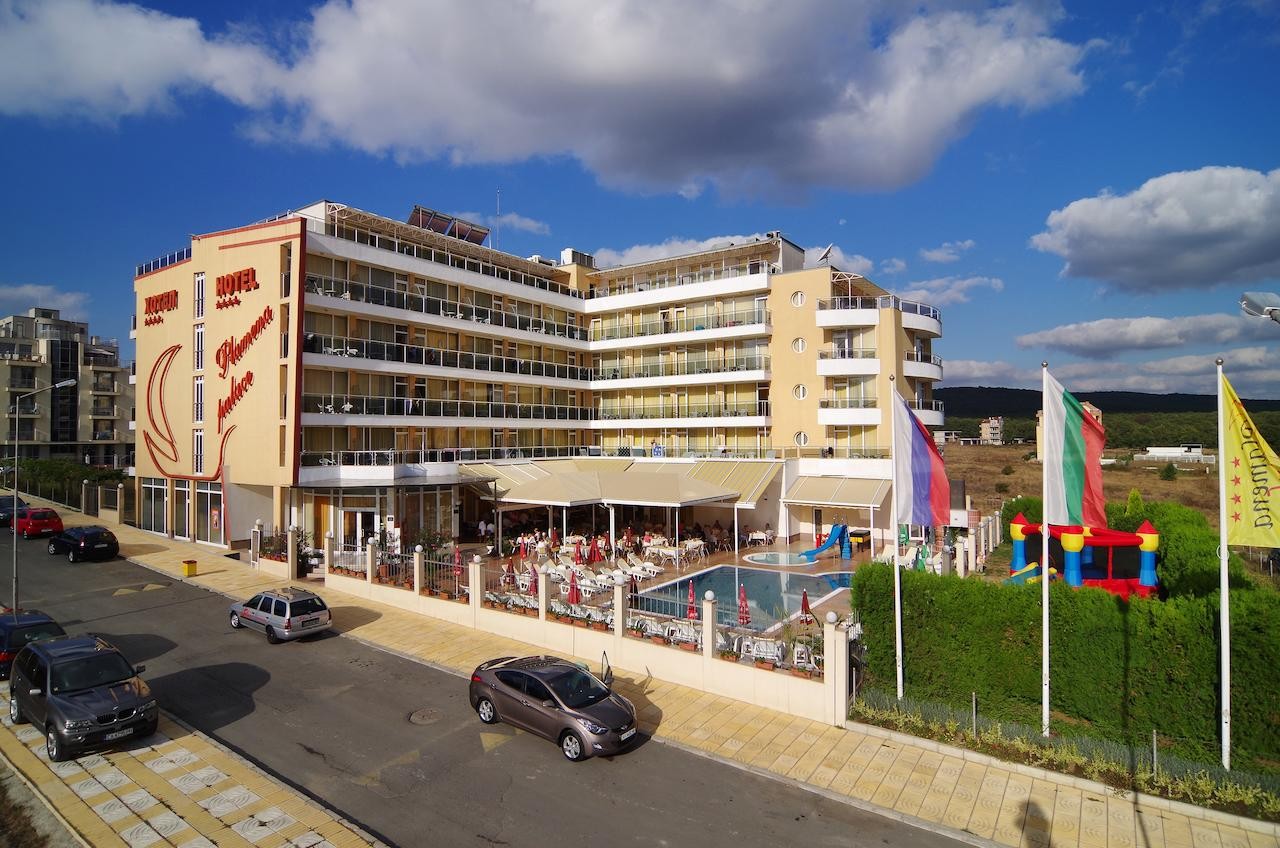 PLAMENA PALACE