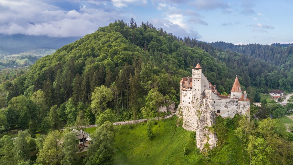 Страната на Дракула (от София и Велико Търново)