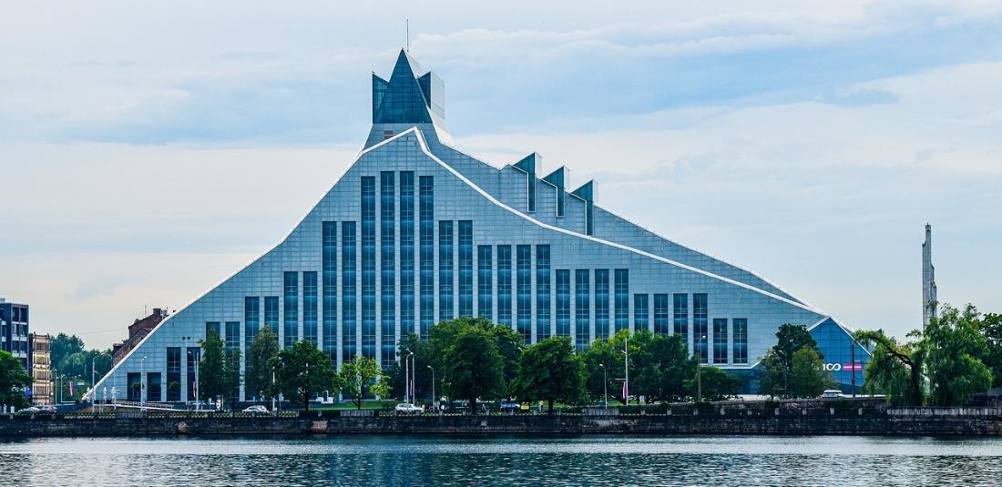 Коледни базари в Рига